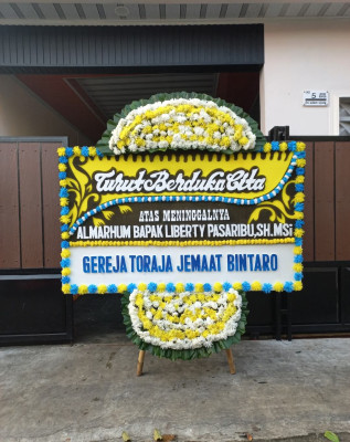 Papan Bunga Duka di Karimun Jawa
